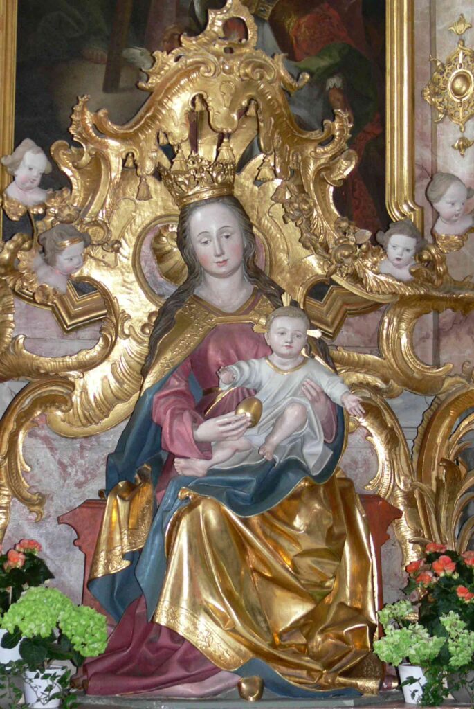 Die Die Gottesmutter Maria in der Rottenbucher Pfarrkirche.